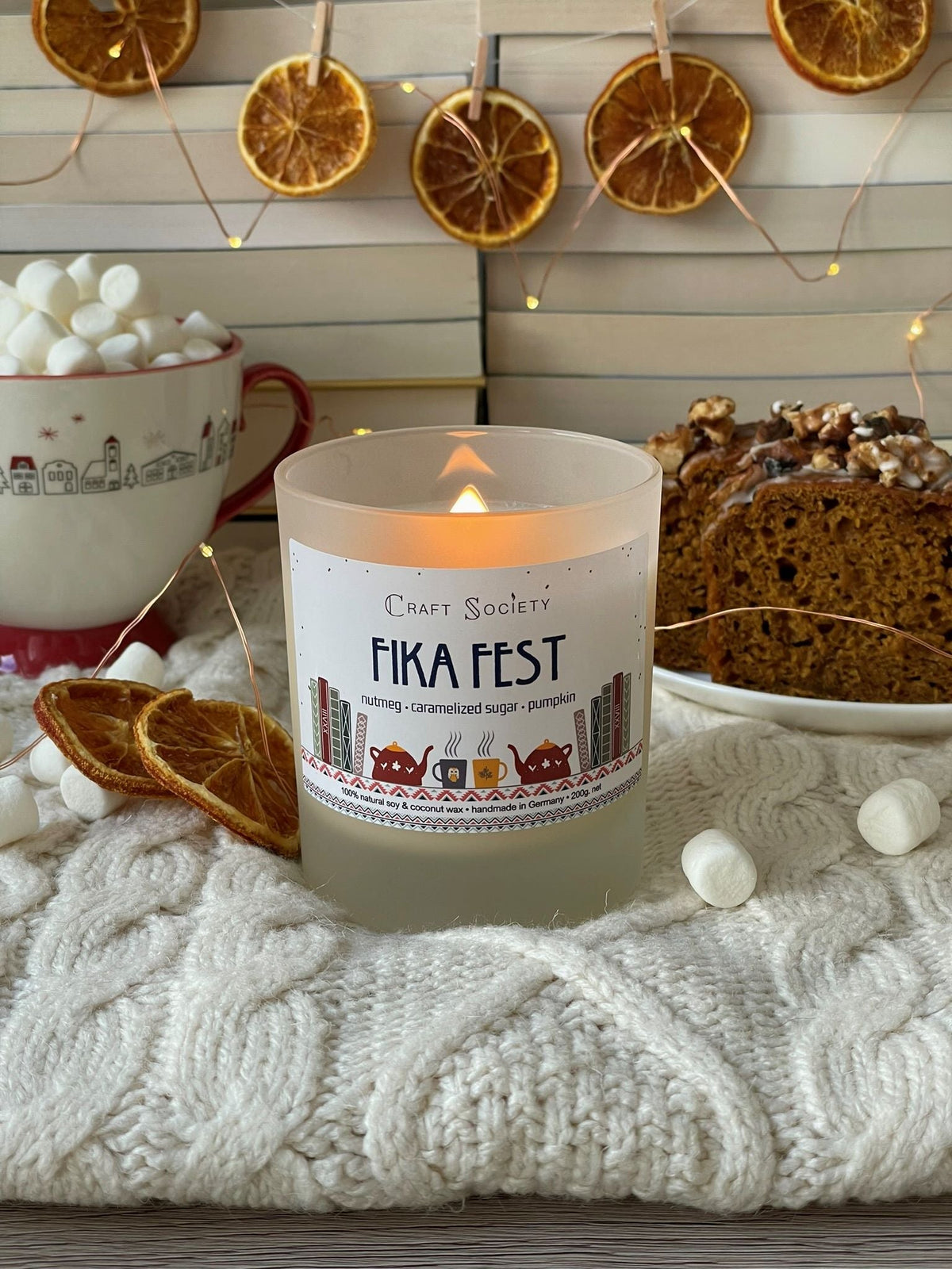 Fika Fest Scented Candle – Charming Aroma of Baked Goods