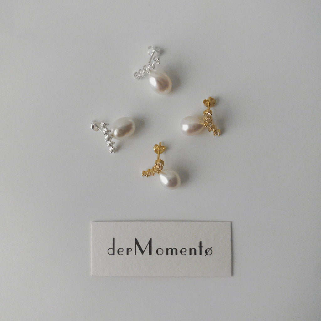 LYNN Pearl Stud Earrings