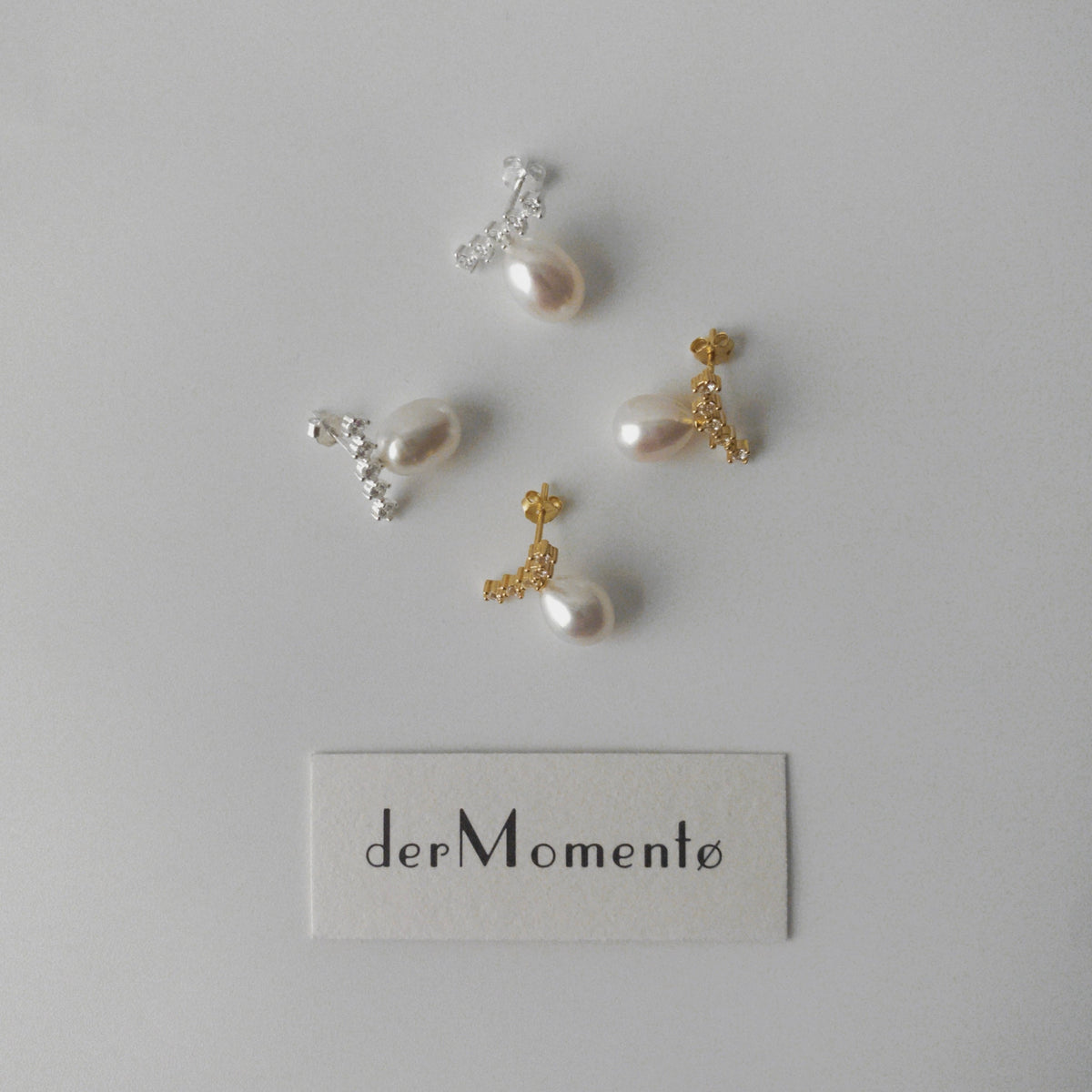 LYNN Pearl Stud Earrings