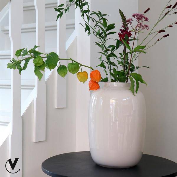 Glasvase Artic Ivory – H35cm x B25cm – Dekovase in Elfenbein – Elegante Vase für Kunstblumen & Trockenblumen – Zeitlos & pflegeleicht